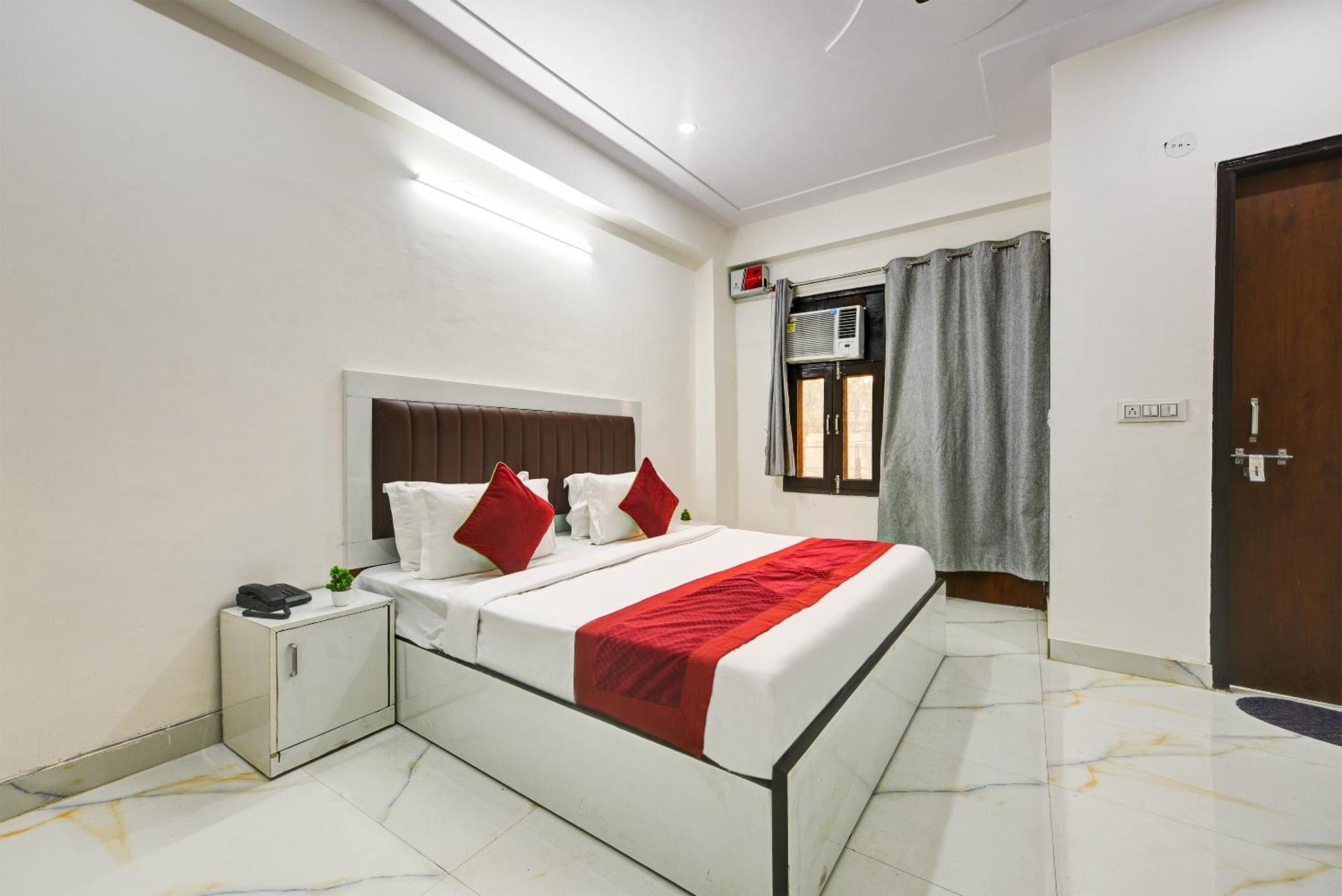Hotel Krishna Tower Delhi  Exterior foto