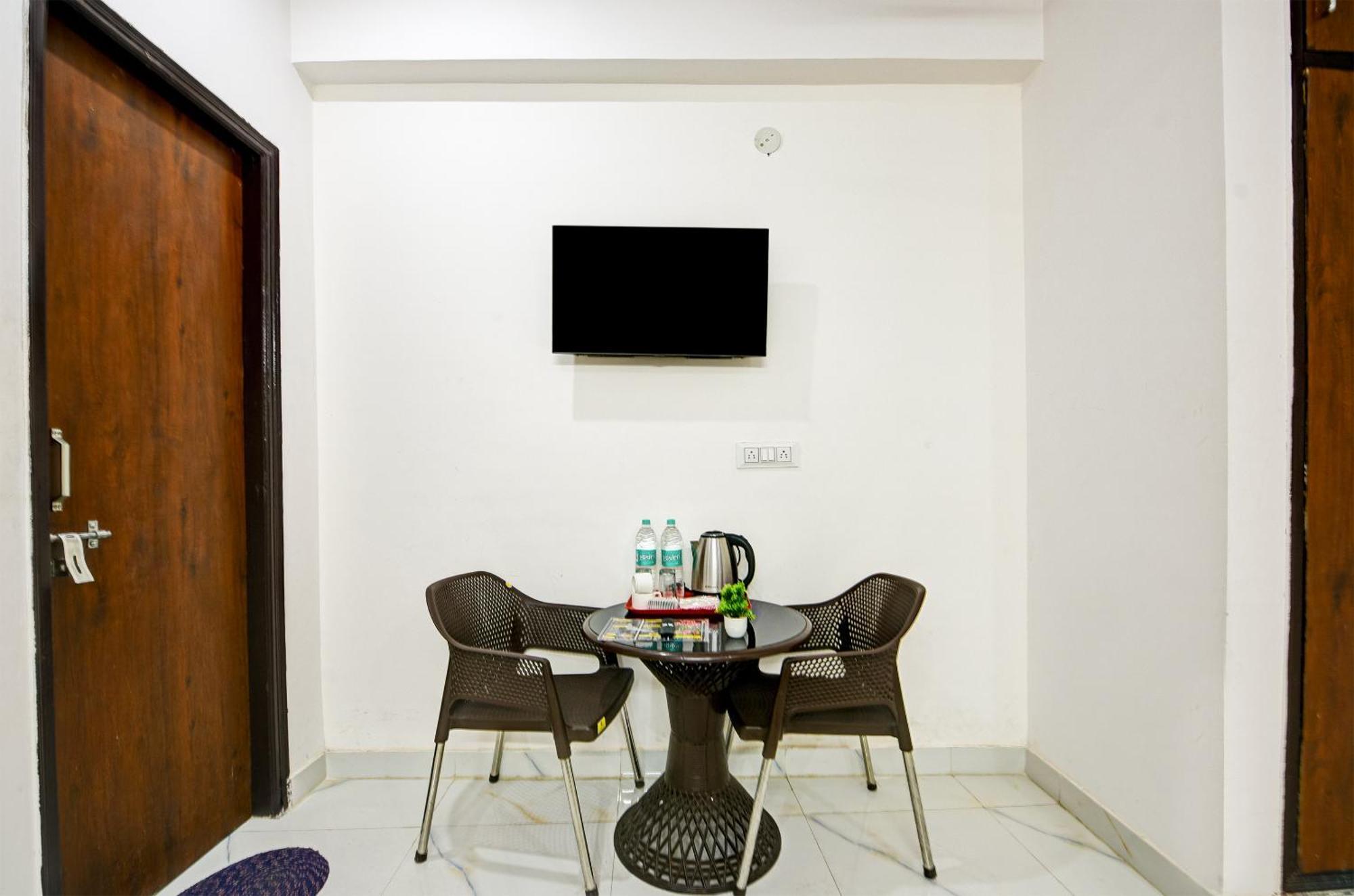 Hotel Krishna Tower Delhi  Exterior foto
