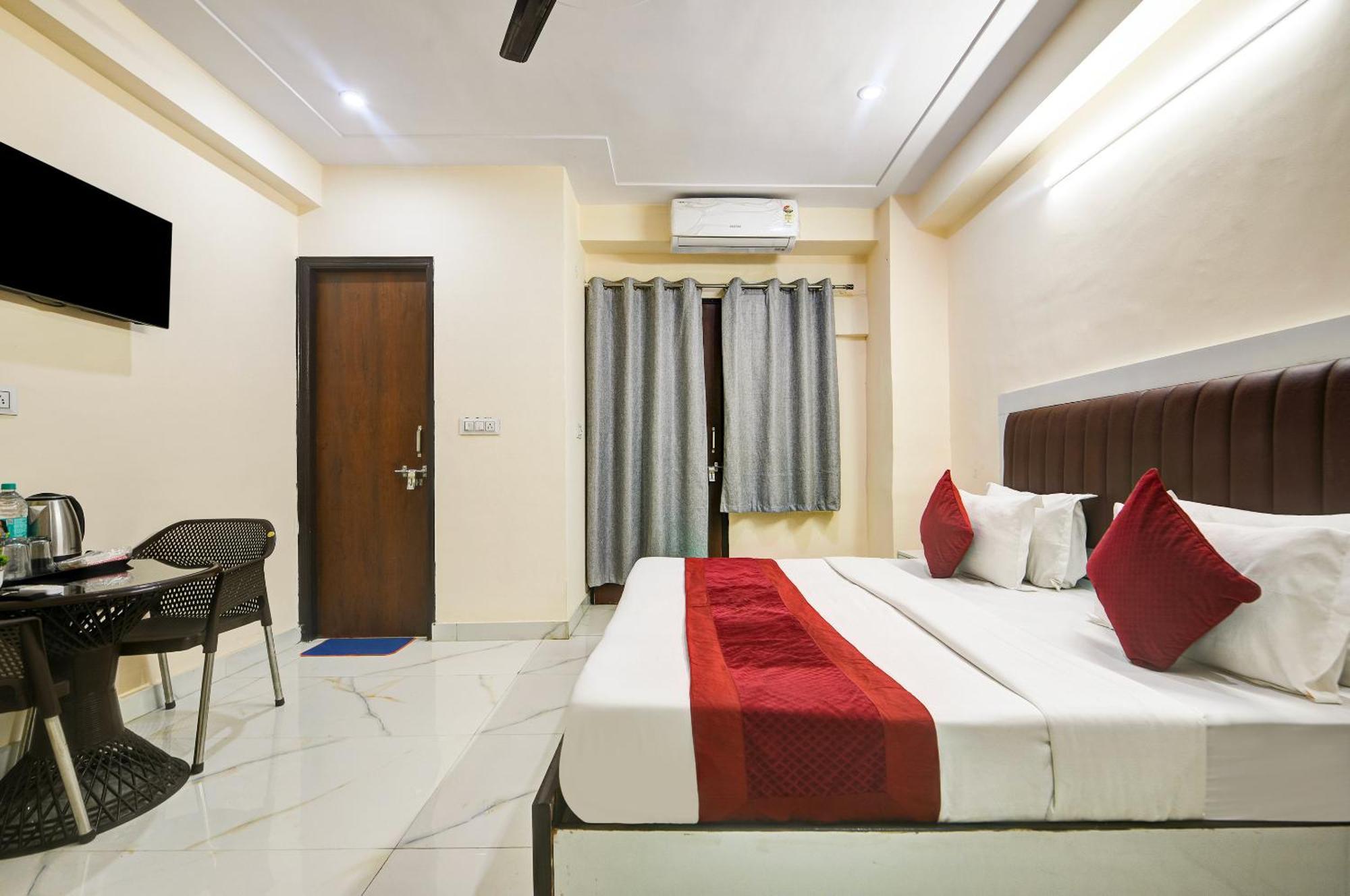 Hotel Krishna Tower Delhi  Exterior foto